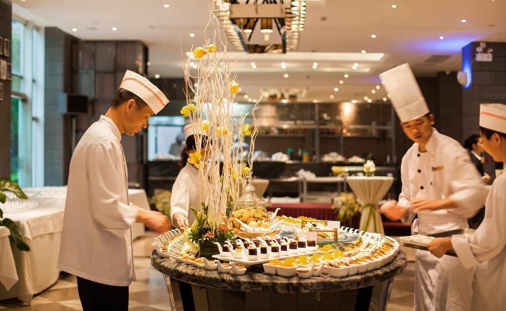 Yutong Hotel กวางโจว ภายนอก รูปภาพ