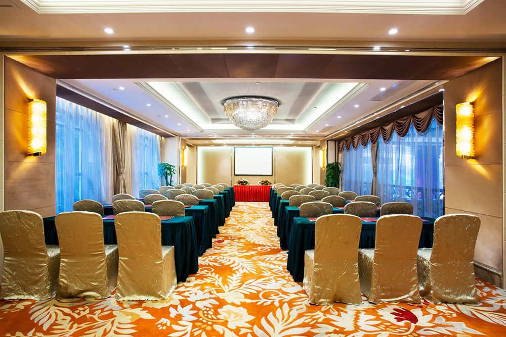 Yutong Hotel กวางโจว ภายนอก รูปภาพ